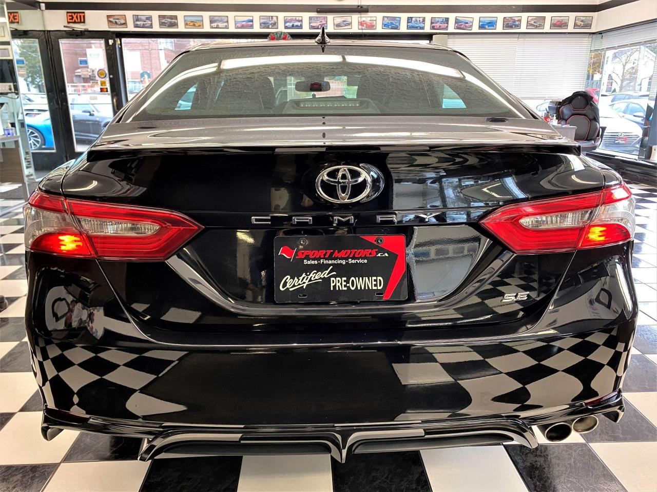2018 Toyota Camry SE+Sunroof+Camera+Toyota Sense+ACCIDENT FREE - Photo #3