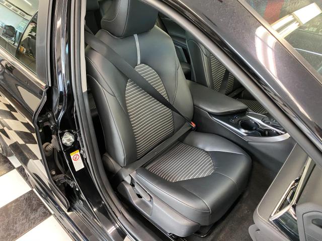 2018 Toyota Camry SE+Sunroof+Camera+Toyota Sense+ACCIDENT FREE Photo22