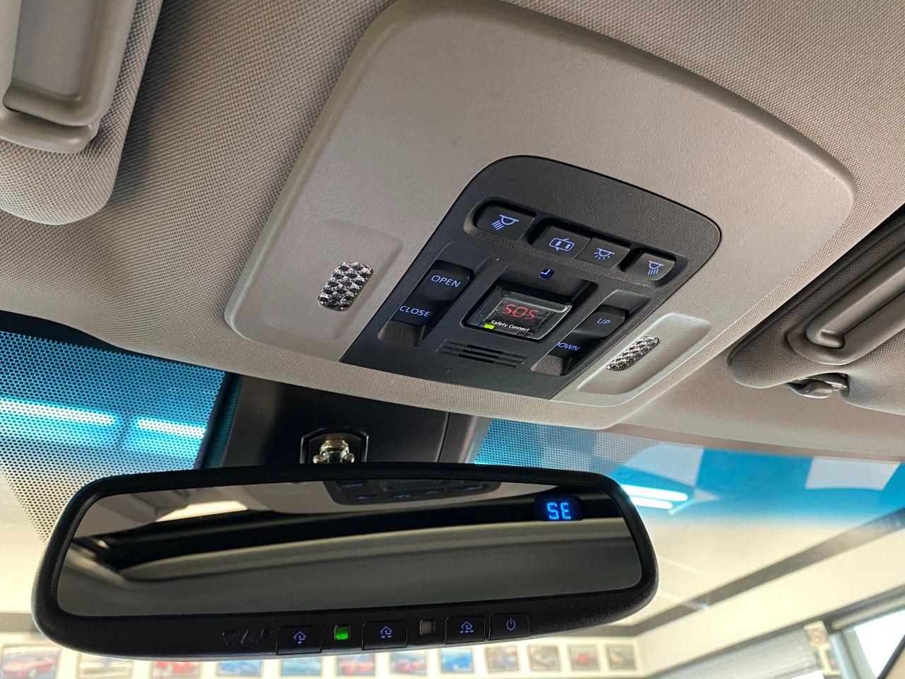 2018 Toyota Camry SE+Sunroof+Camera+Toyota Sense+ACCIDENT FREE - Photo #50