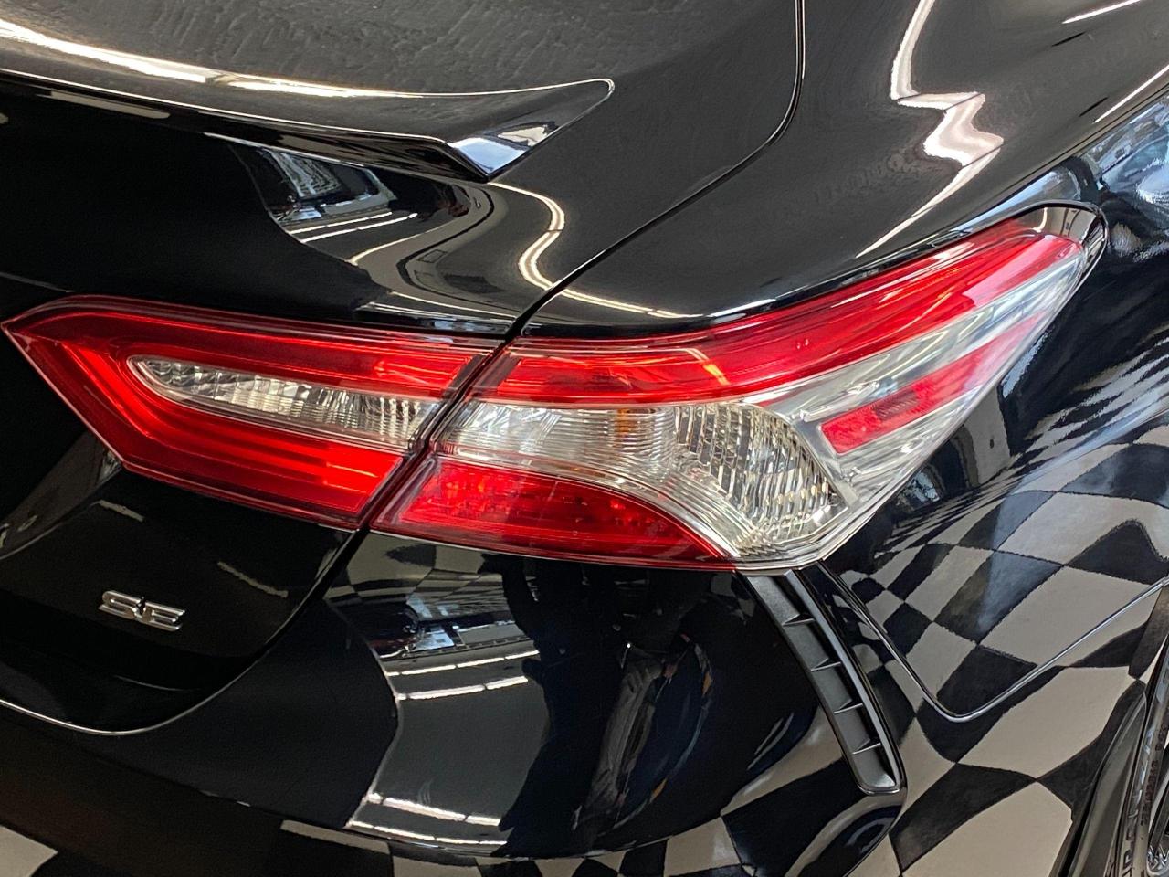 2018 Toyota Camry SE+Sunroof+Camera+Toyota Sense+ACCIDENT FREE - Photo #69