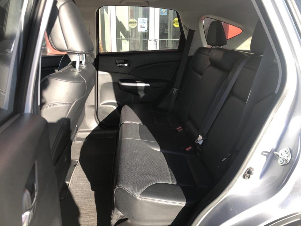 2016 Honda CR-V Touring Photo