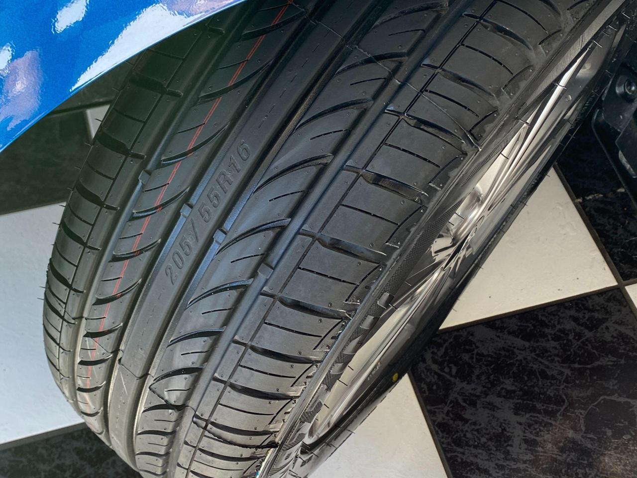 2018 Hyundai Elantra GL+Apple Play+Camera+New Tires+ACCIDENT FREE - Photo #11