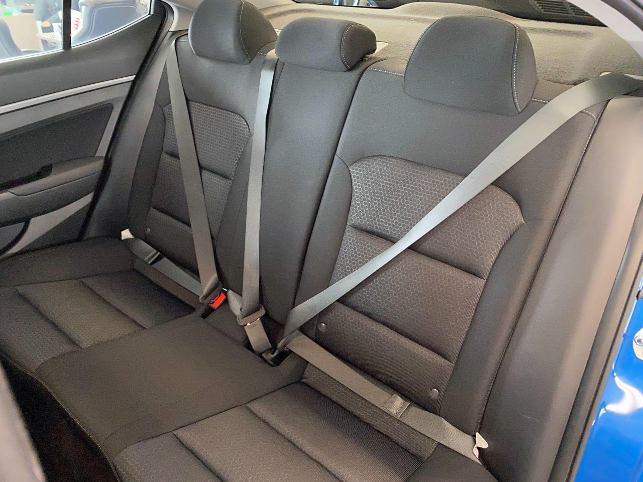 2018 Hyundai Elantra GL+Apple Play+Camera+New Tires+ACCIDENT FREE - Photo #23