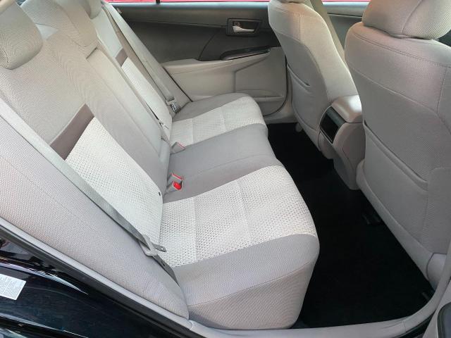 2014 Toyota Camry LE+Camera+A/C+Bluetooth+ACCIDENT FREE Photo20