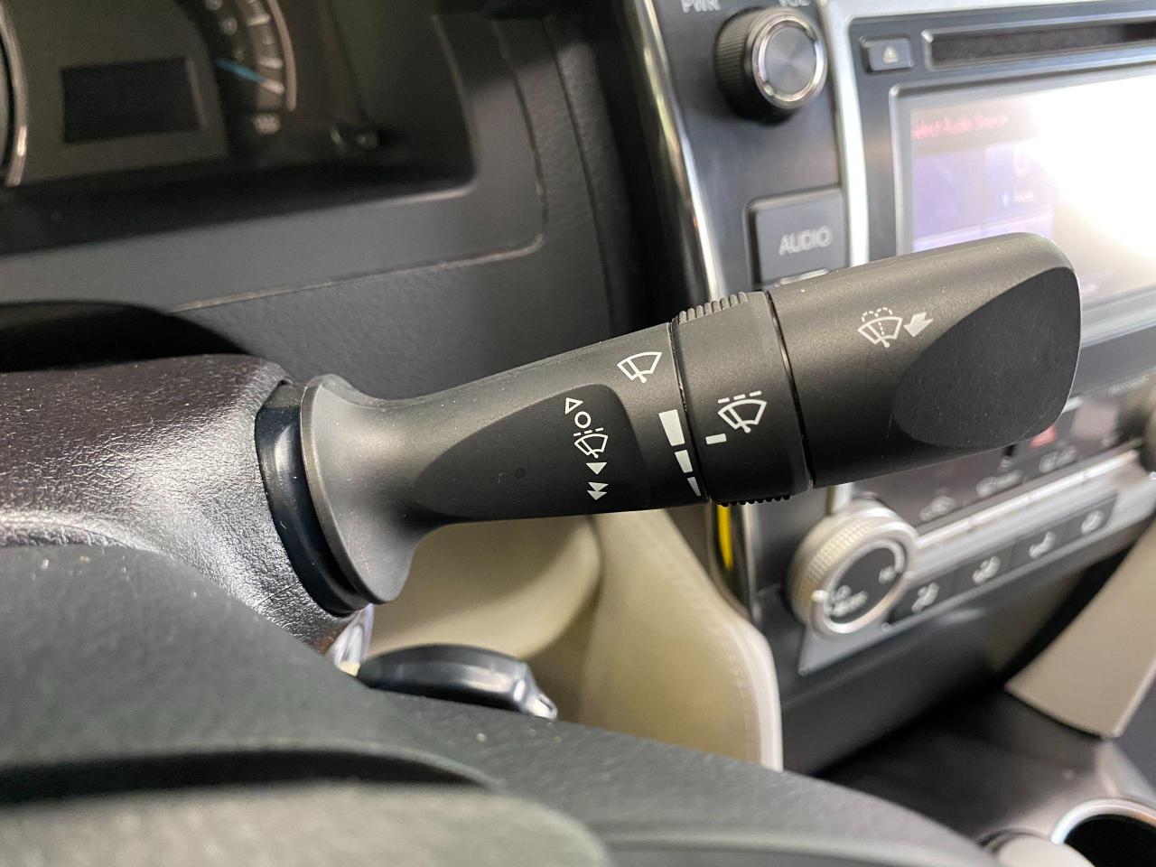 2014 Toyota Camry LE+Camera+A/C+Bluetooth+ACCIDENT FREE - Photo #27