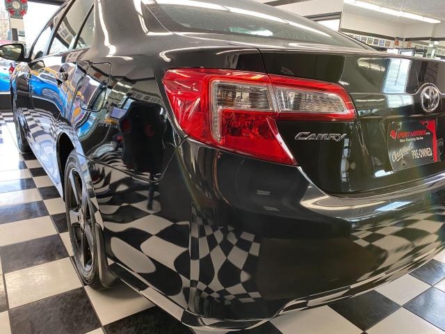 2014 Toyota Camry LE+Camera+A/C+Bluetooth+ACCIDENT FREE Photo33