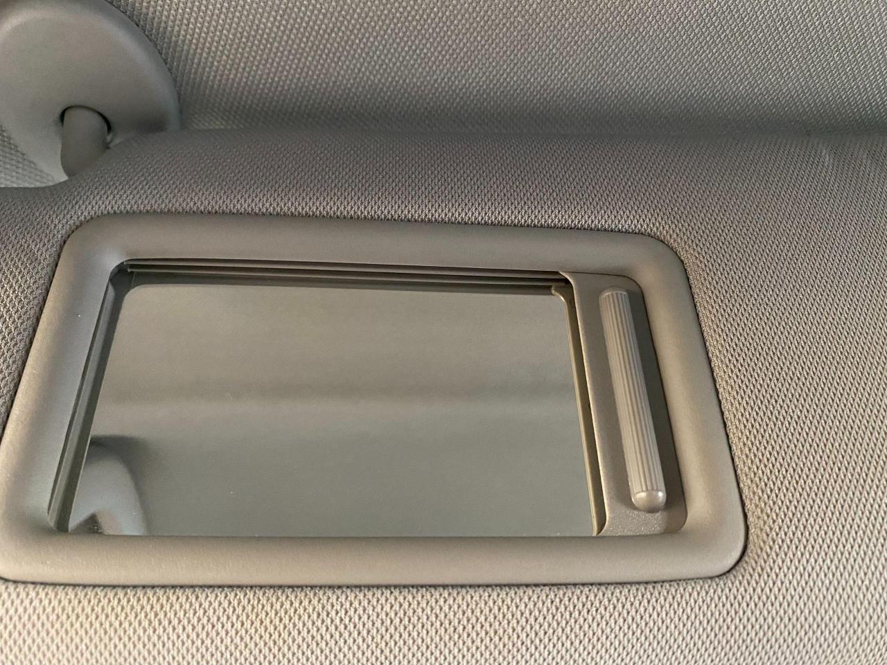 2014 Toyota Camry LE+Camera+A/C+Bluetooth+ACCIDENT FREE - Photo #40