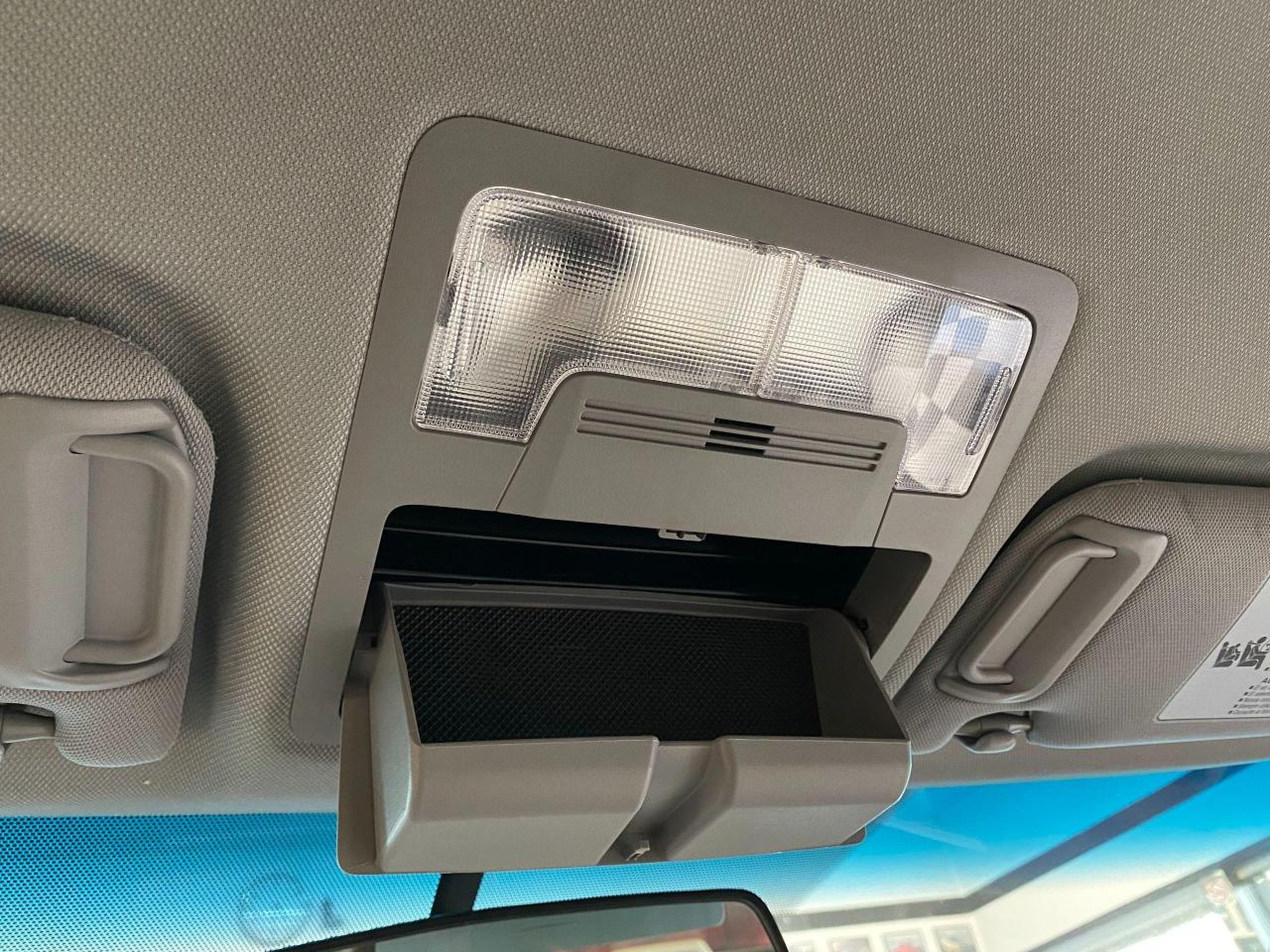 2014 Toyota Camry LE+Camera+A/C+Bluetooth+ACCIDENT FREE - Photo #42