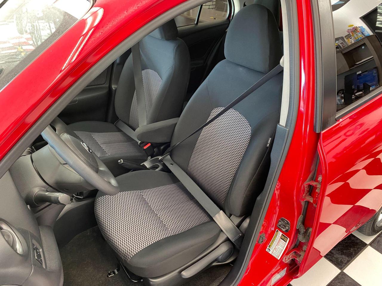 2016 Nissan Micra SV+A/C+New Brakes+ACCIDENT FREE Photo18
