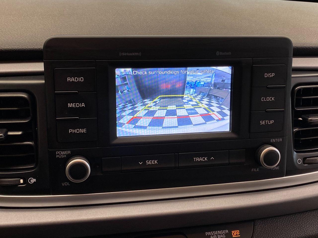 2018 Kia Rio LX+Camera+Bluetooth+Heated Steering+ACCIDENT FREE - Photo #31