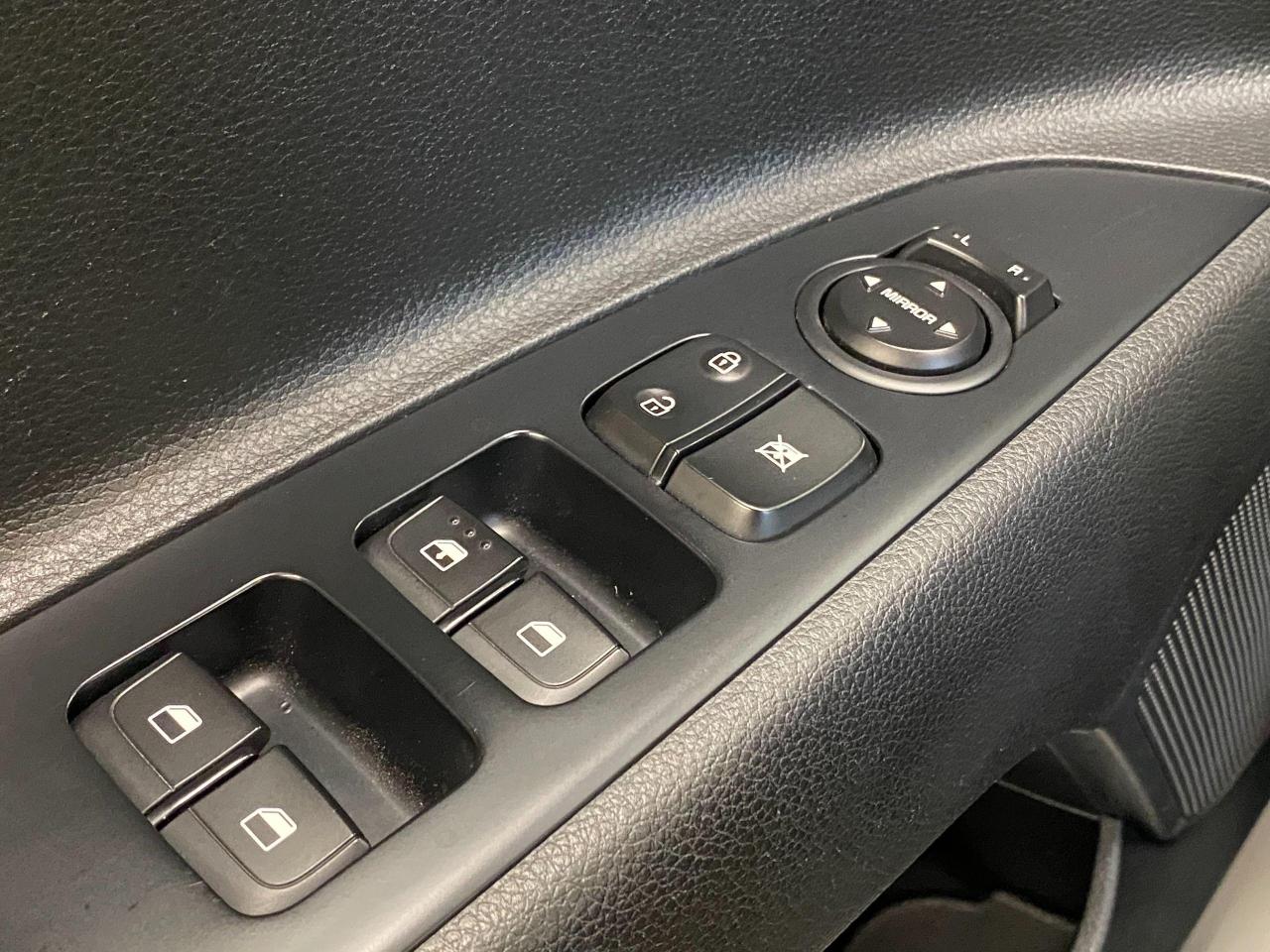 2018 Kia Rio LX+Camera+Bluetooth+Heated Steering+ACCIDENT FREE - Photo #57