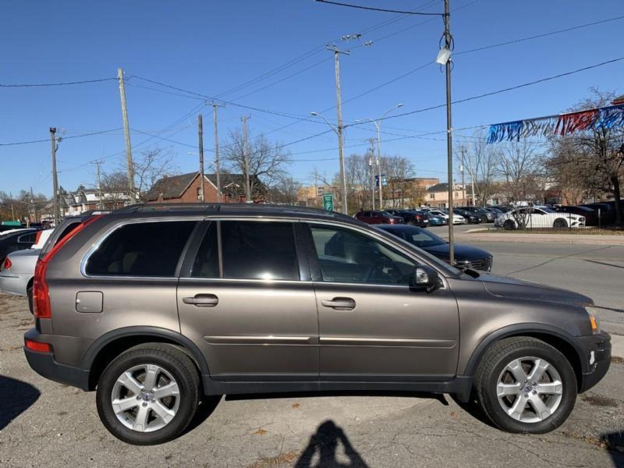 2009 Volvo XC90 3.2 7 Passenger Photo
