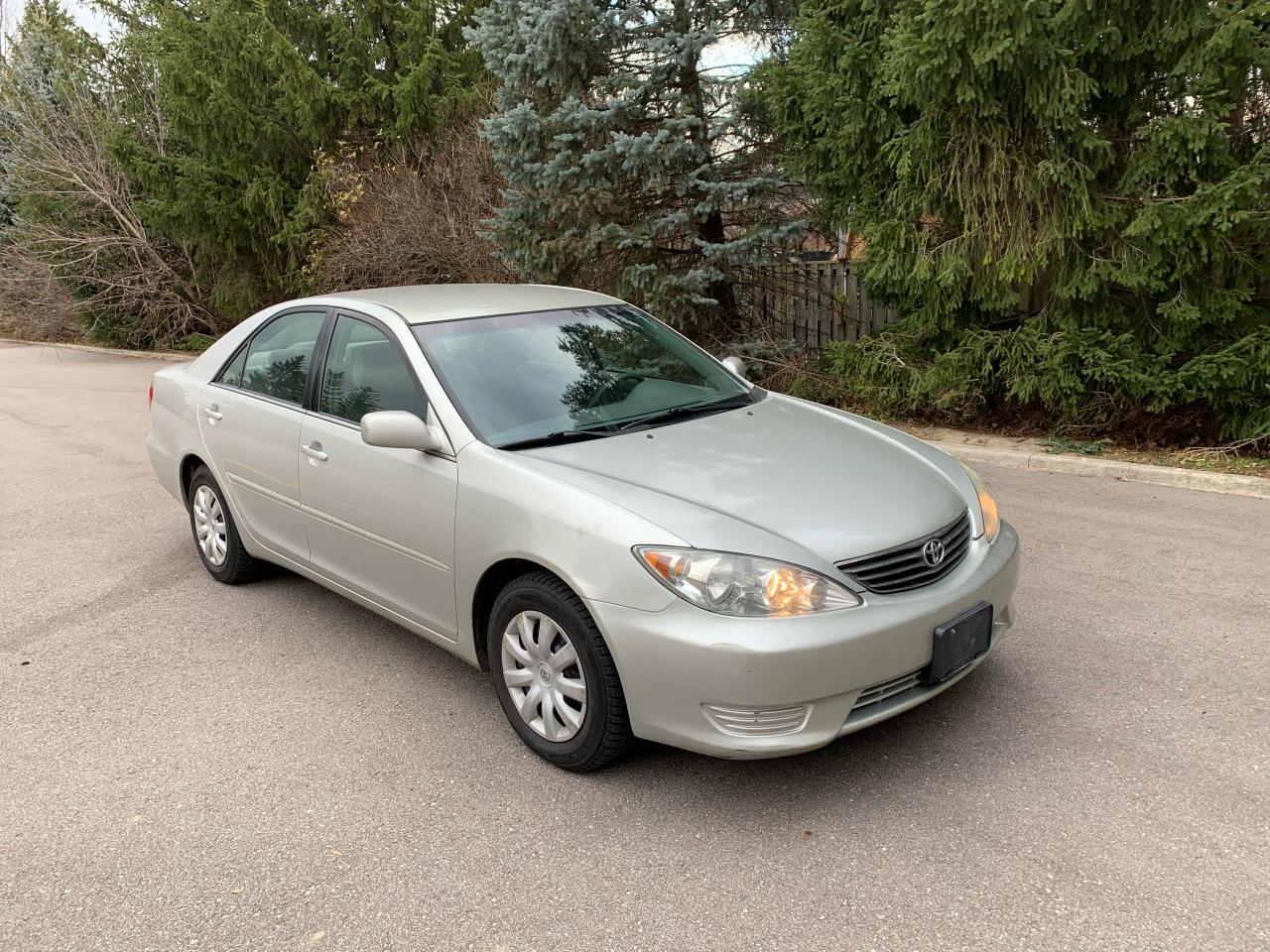 2005 Toyota Camry LE