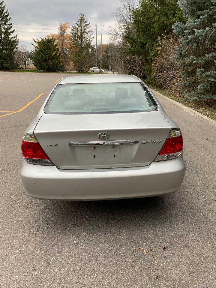 2005 Toyota Camry LE - Photo #8