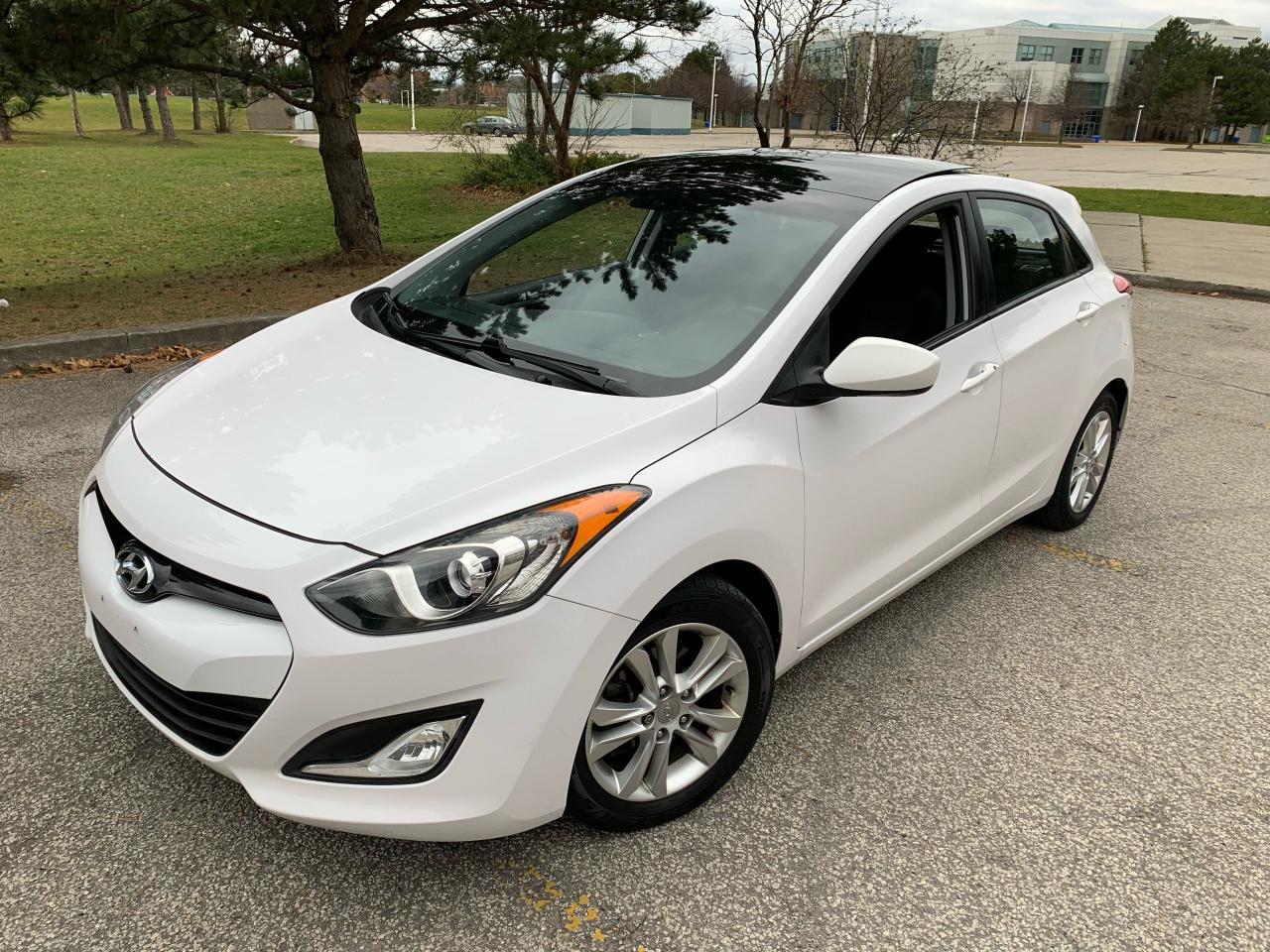 2013 Hyundai Elantra GT GLS - Photo #4