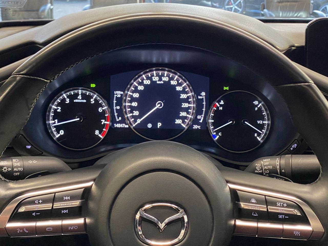 2019 Mazda MAZDA3 GT+Roof+Apple Play+Adaptive Cruise+ACCIDENT FREE - Photo #16