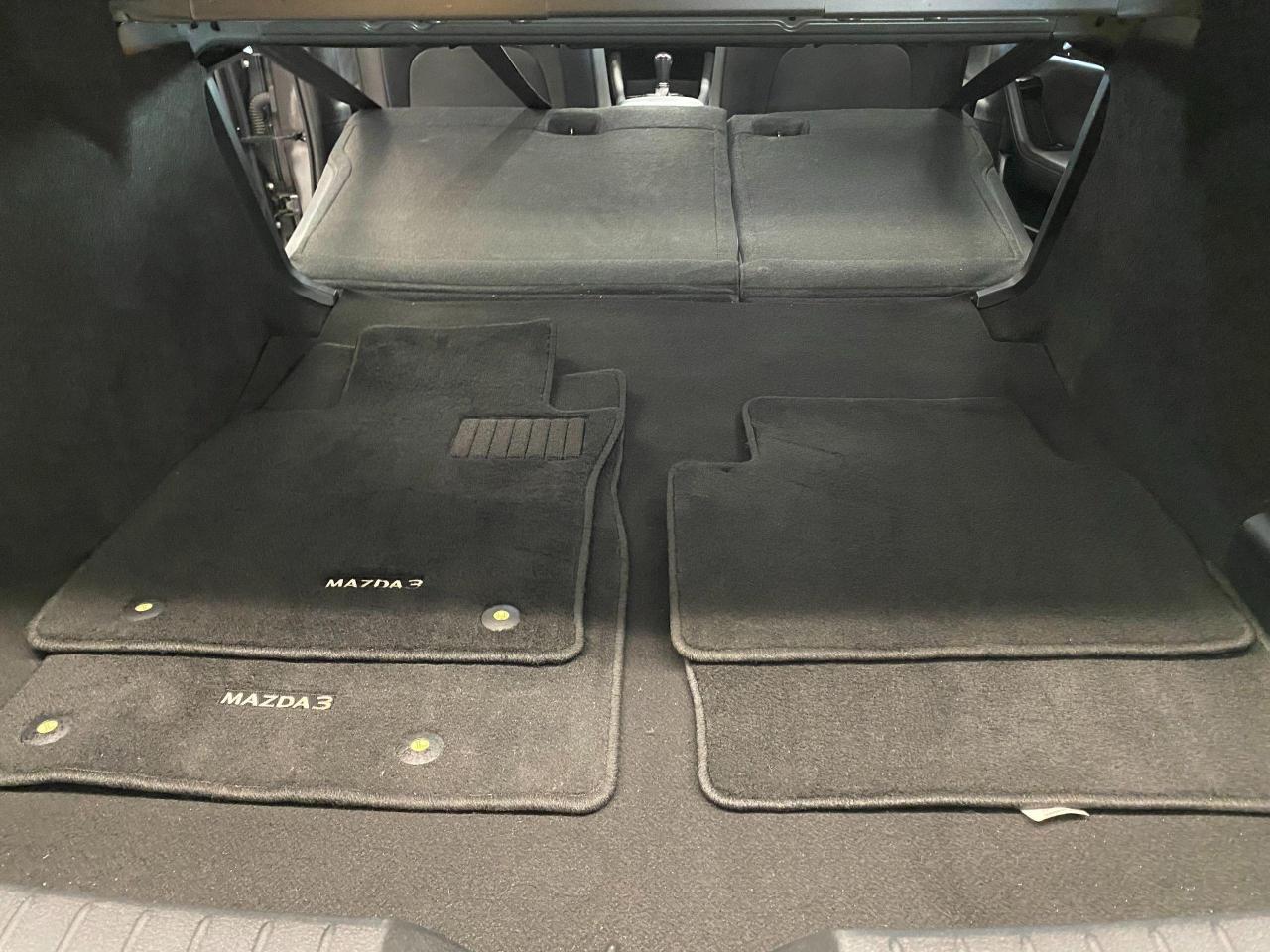 2019 Mazda MAZDA3 GT+Roof+Apple Play+Adaptive Cruise+ACCIDENT FREE - Photo #26
