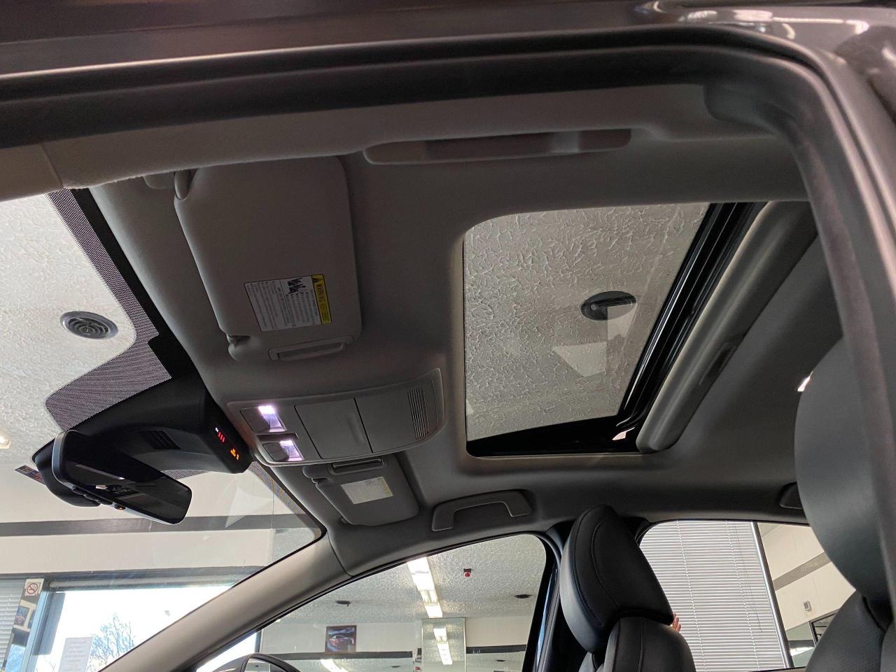 2019 Mazda MAZDA3 GT+Roof+Apple Play+Adaptive Cruise+ACCIDENT FREE - Photo #27