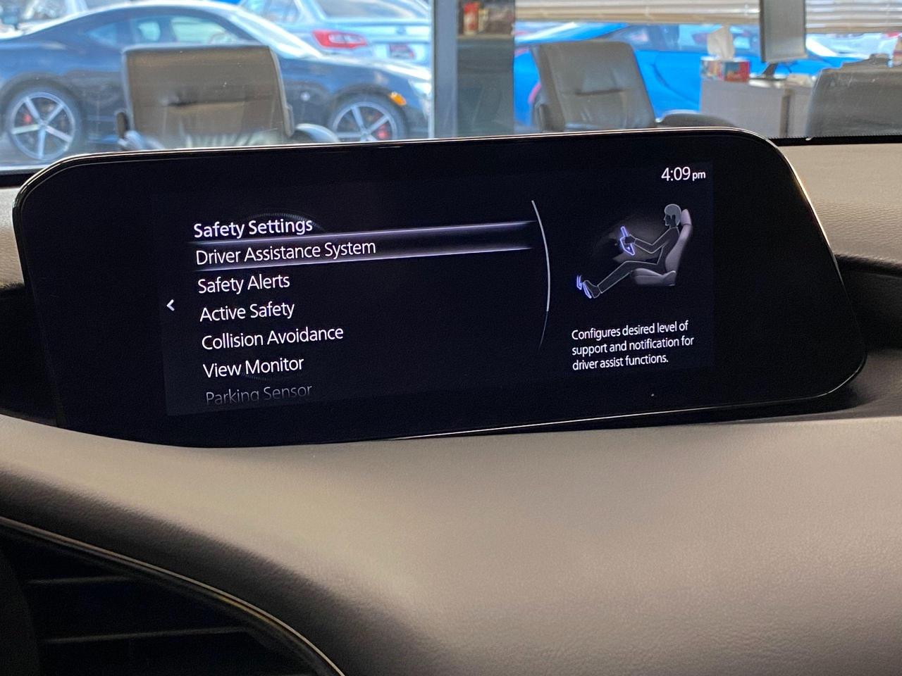 2019 Mazda MAZDA3 GT+Roof+Apple Play+Adaptive Cruise+ACCIDENT FREE - Photo #33