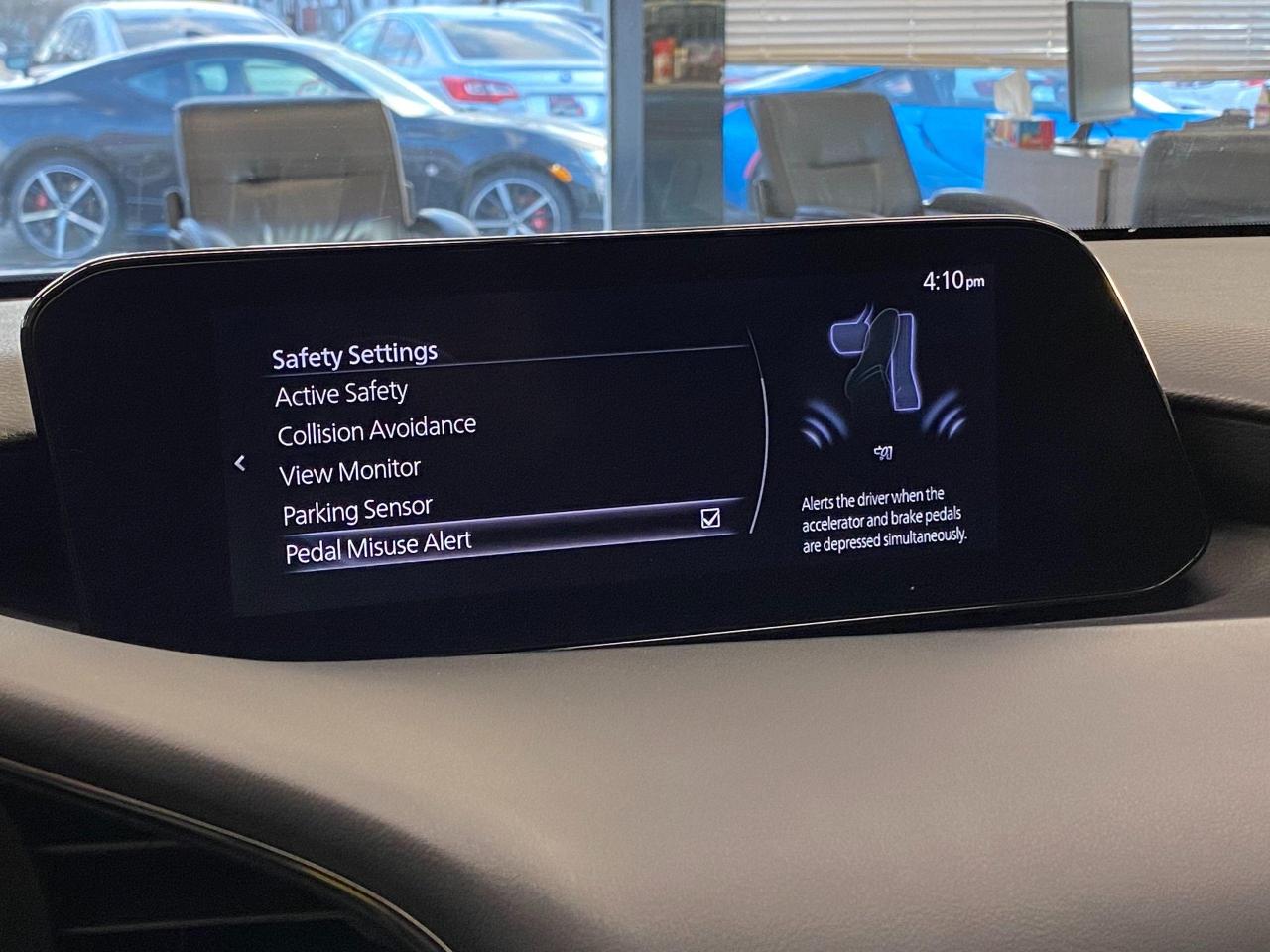 2019 Mazda MAZDA3 GT+Roof+Apple Play+Adaptive Cruise+ACCIDENT FREE - Photo #34