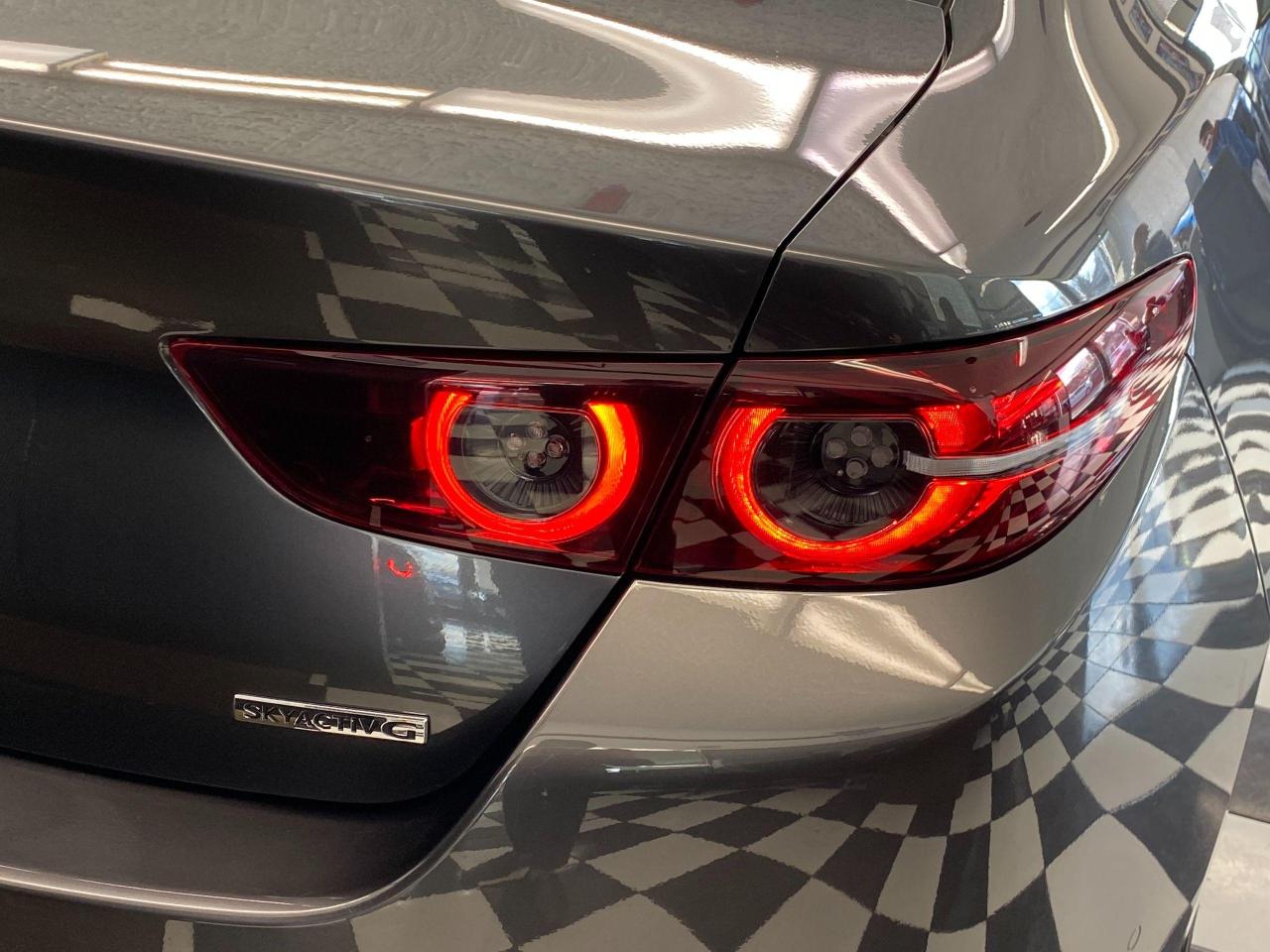 2019 Mazda MAZDA3 GT+Roof+Apple Play+Adaptive Cruise+ACCIDENT FREE - Photo #72