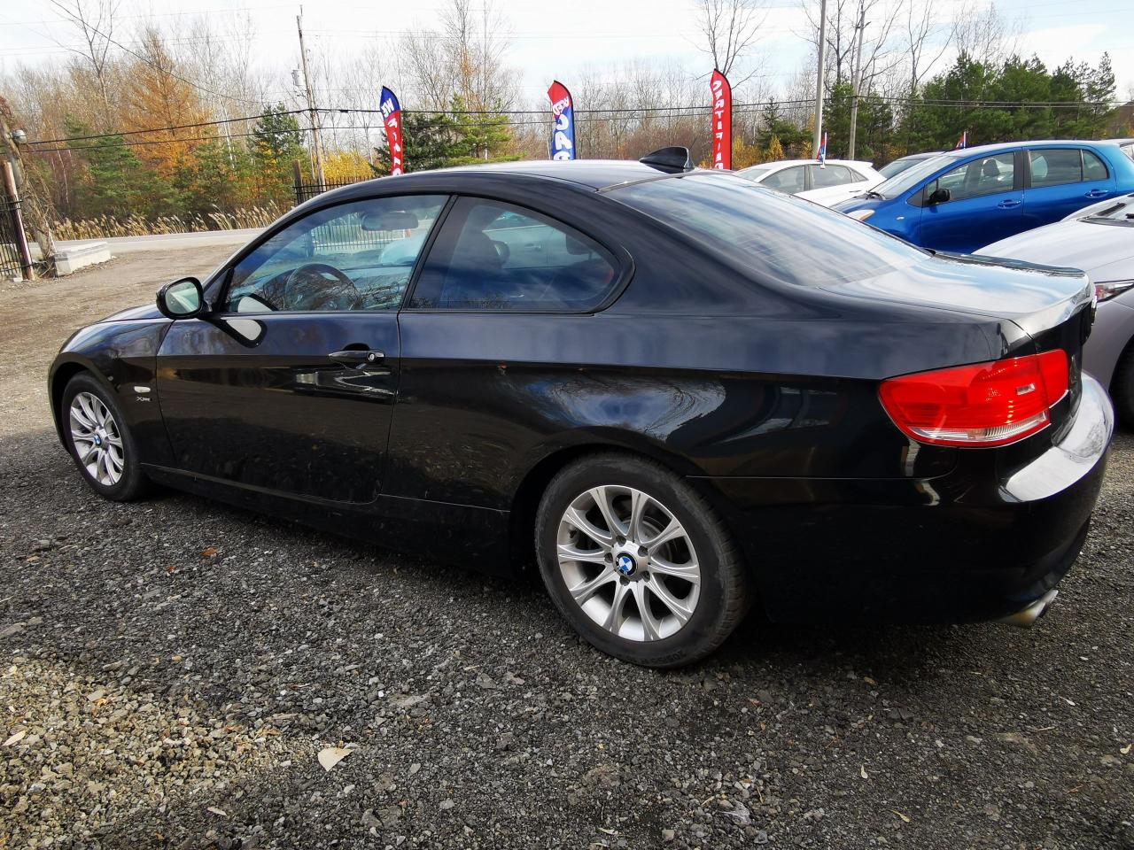 2010 BMW 3 Series 328i xDrive - Photo #4