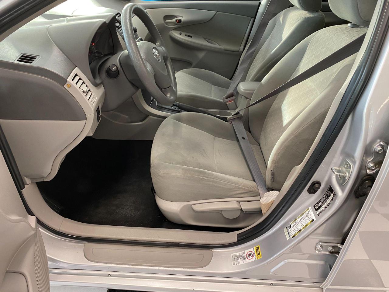 2009 Toyota Corolla LE+Power Options+Power Options+Cruise Control Photo63