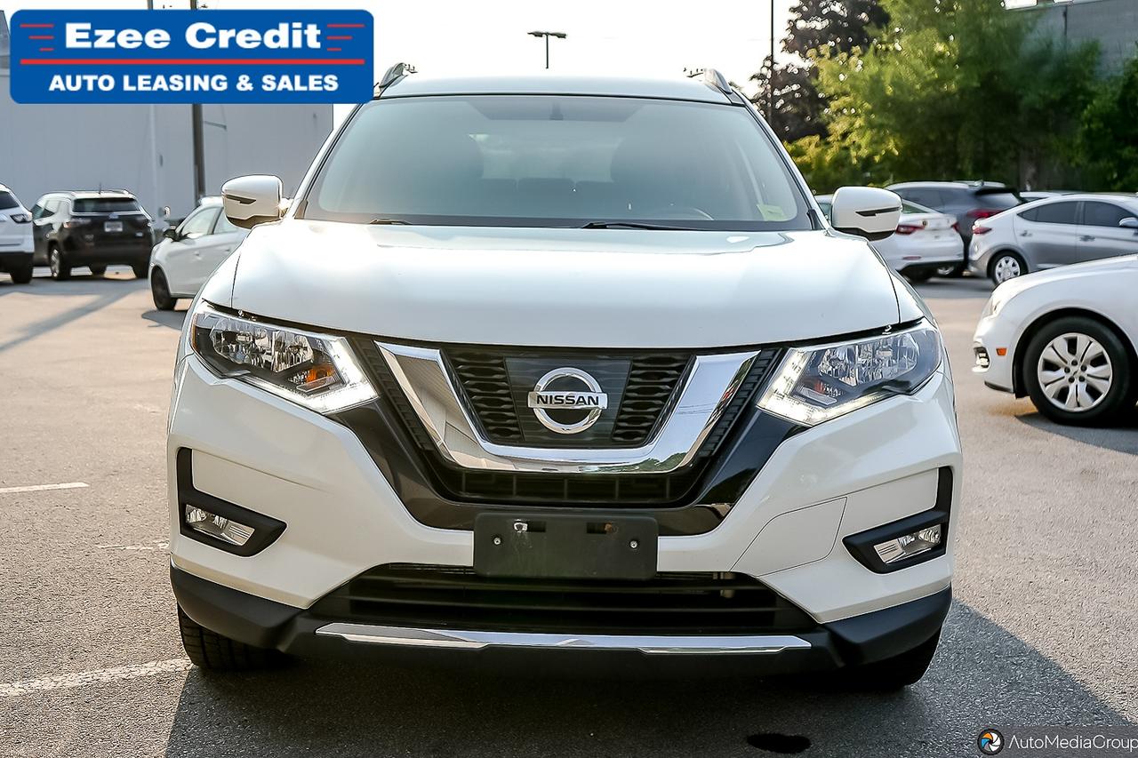 2017 Nissan Rogue SV Photo