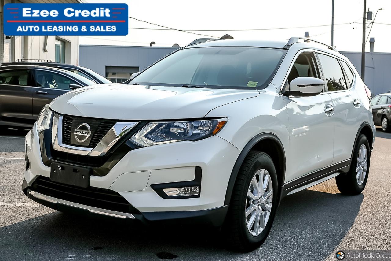 2017 Nissan Rogue SV Photo