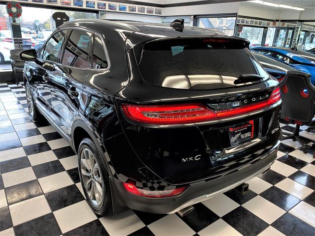 2017 Lincoln MKC Select AWD+Blind Spot+Roof+ApplePlay+ACCIDENT FREE Photo2