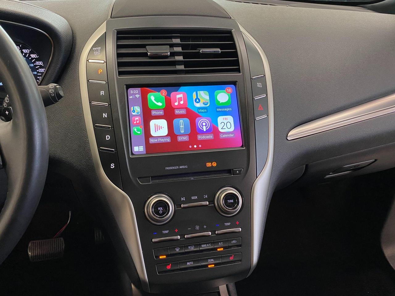 2017 Lincoln MKC Select AWD+Blind Spot+Roof+ApplePlay+ACCIDENT FREE Photo73