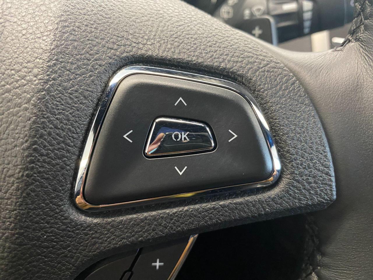 2017 Lincoln MKC Select AWD+Blind Spot+Roof+ApplePlay+ACCIDENT FREE - Photo #46