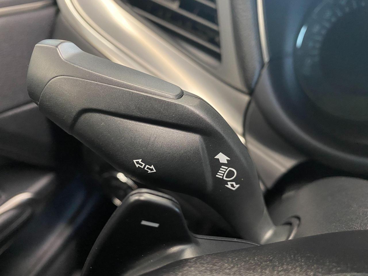 2017 Lincoln MKC Select AWD+Blind Spot+Roof+ApplePlay+ACCIDENT FREE - Photo #49