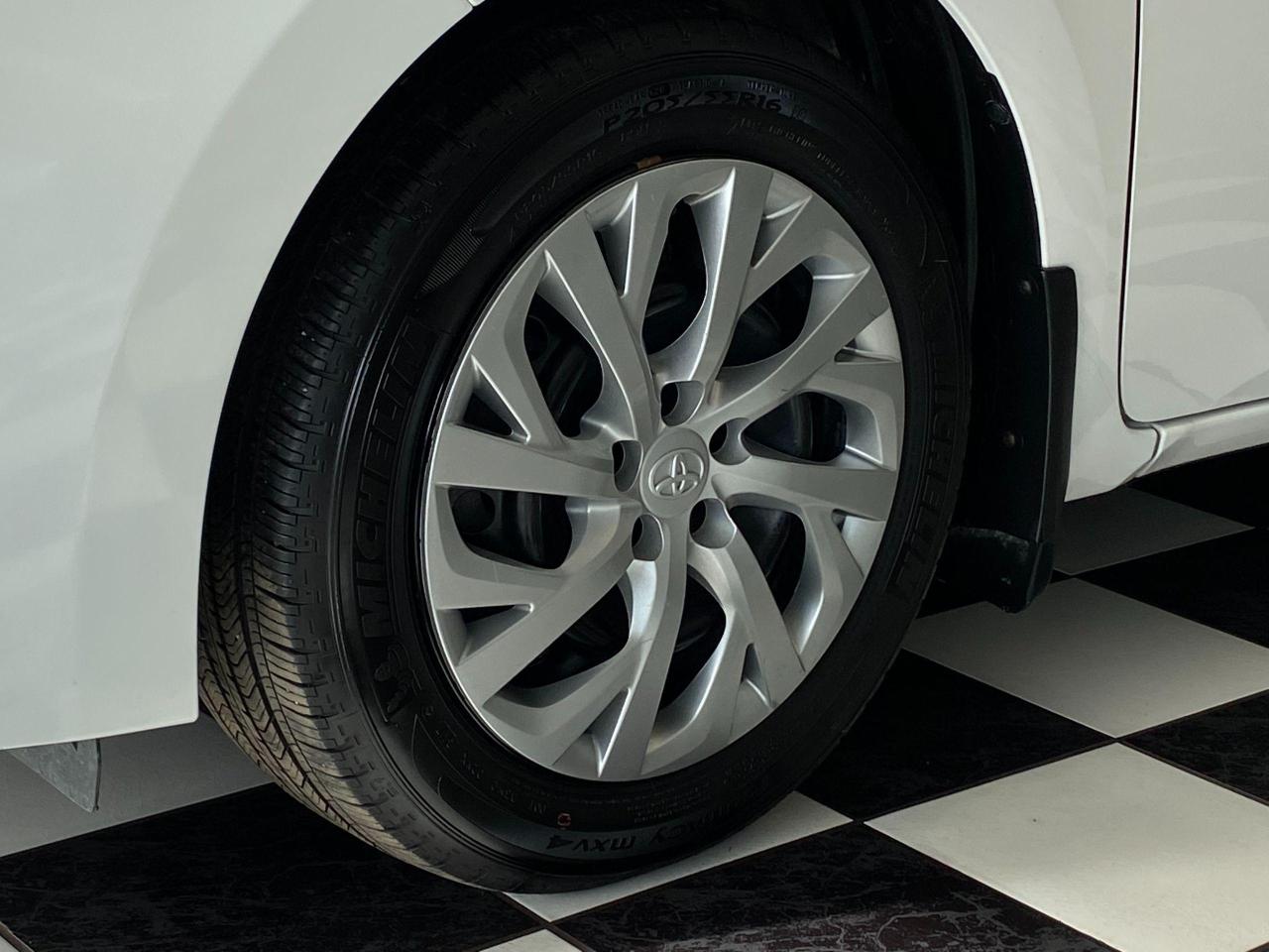 2018 Toyota Corolla LE+Toyota Sense+Adaptive Cruise+A/C+ACCIDENT FREE - Photo #56