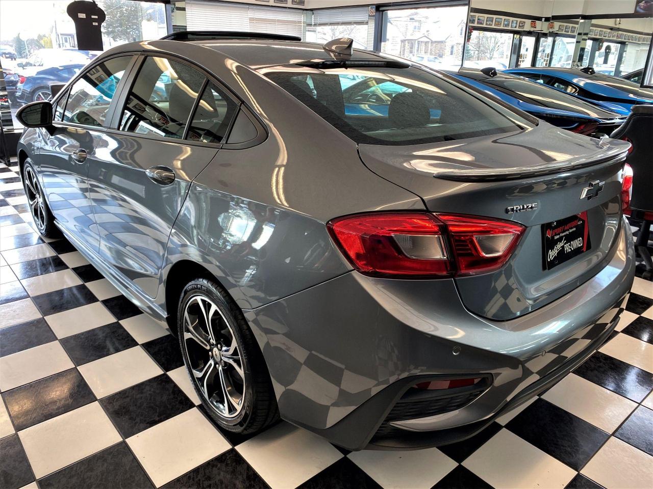 2019 Chevrolet Cruze LT+Sunroof+Apple Play+New Tires+ACCIDENT FREE - Photo #2