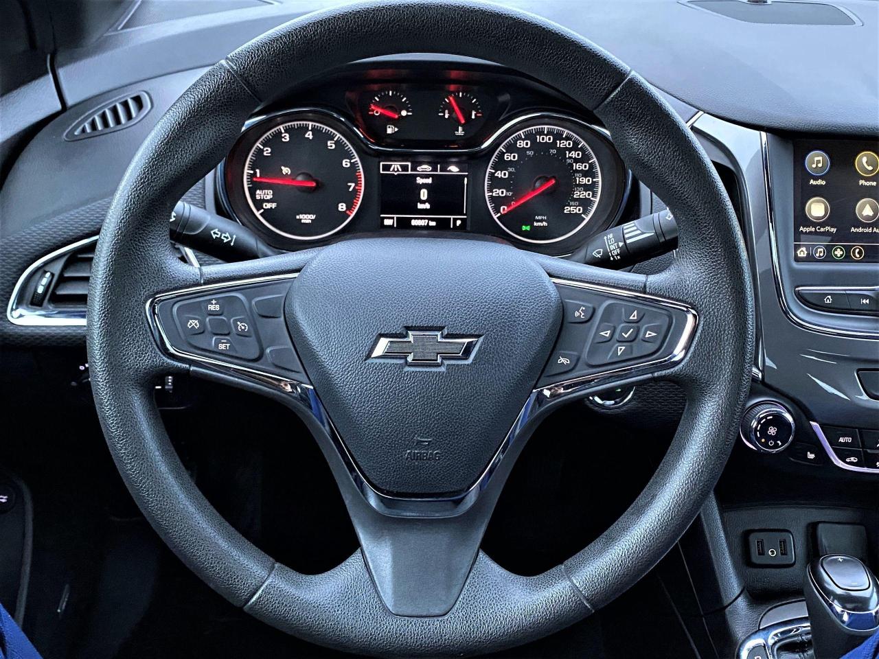 2019 Chevrolet Cruze LT+Sunroof+Apple Play+New Tires+ACCIDENT FREE - Photo #9