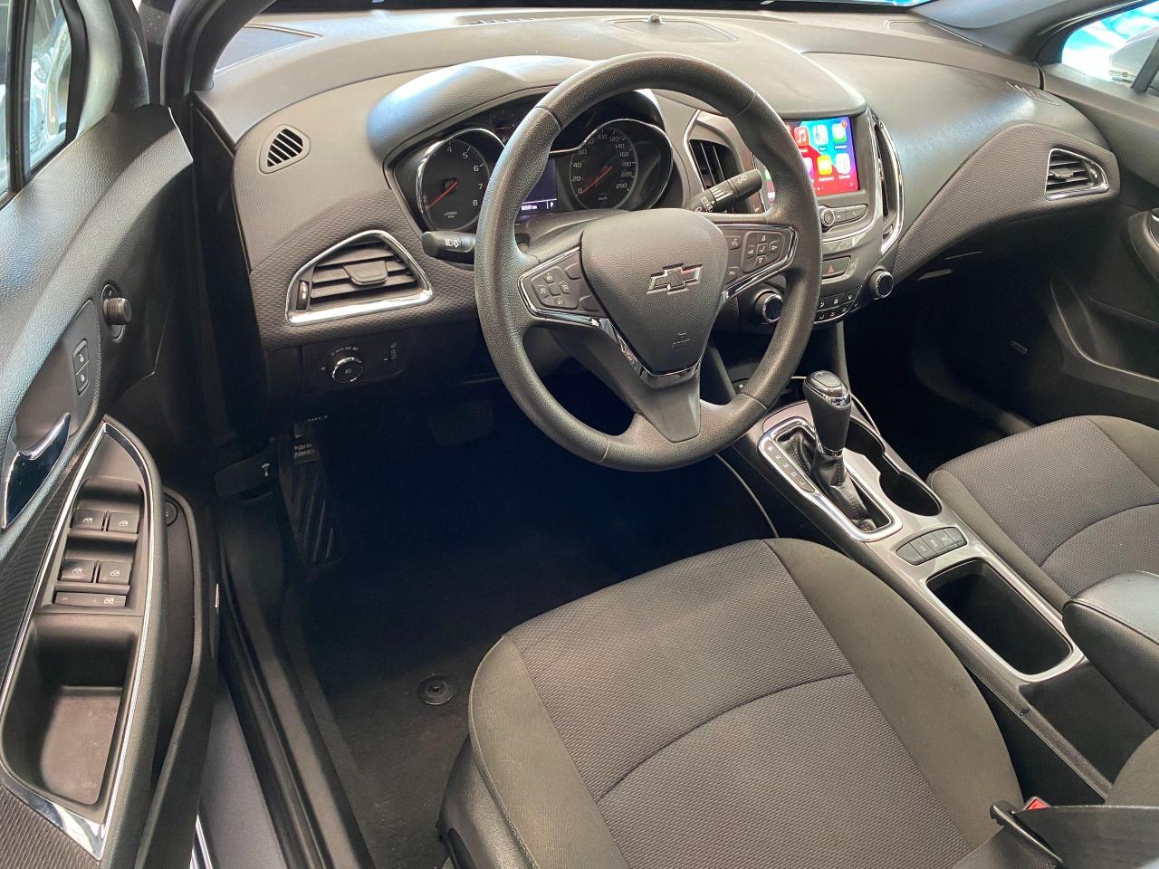 2019 Chevrolet Cruze LT+Sunroof+Apple Play+New Tires+ACCIDENT FREE - Photo #14