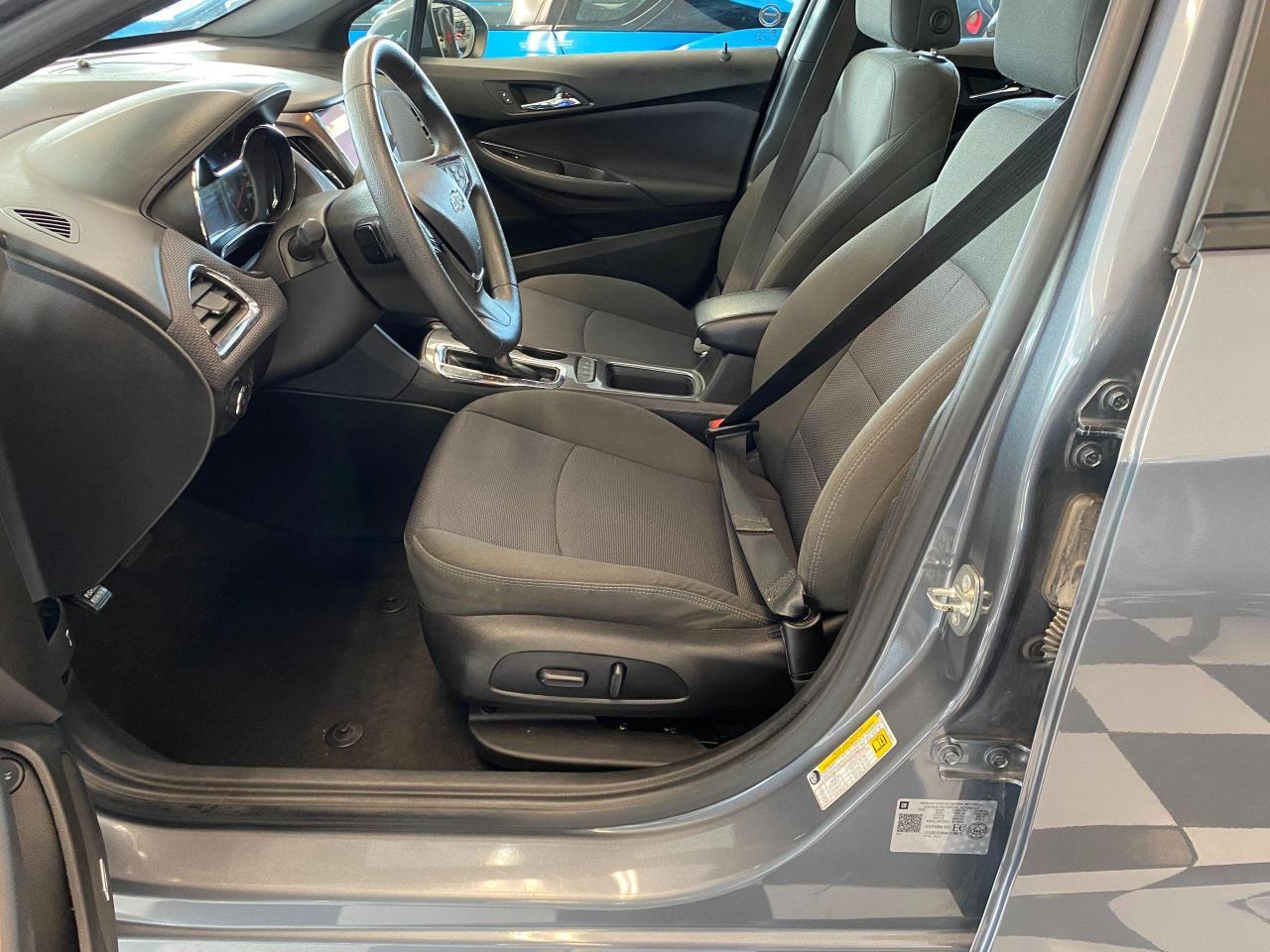 2019 Chevrolet Cruze LT+Sunroof+Apple Play+New Tires+ACCIDENT FREE - Photo #15