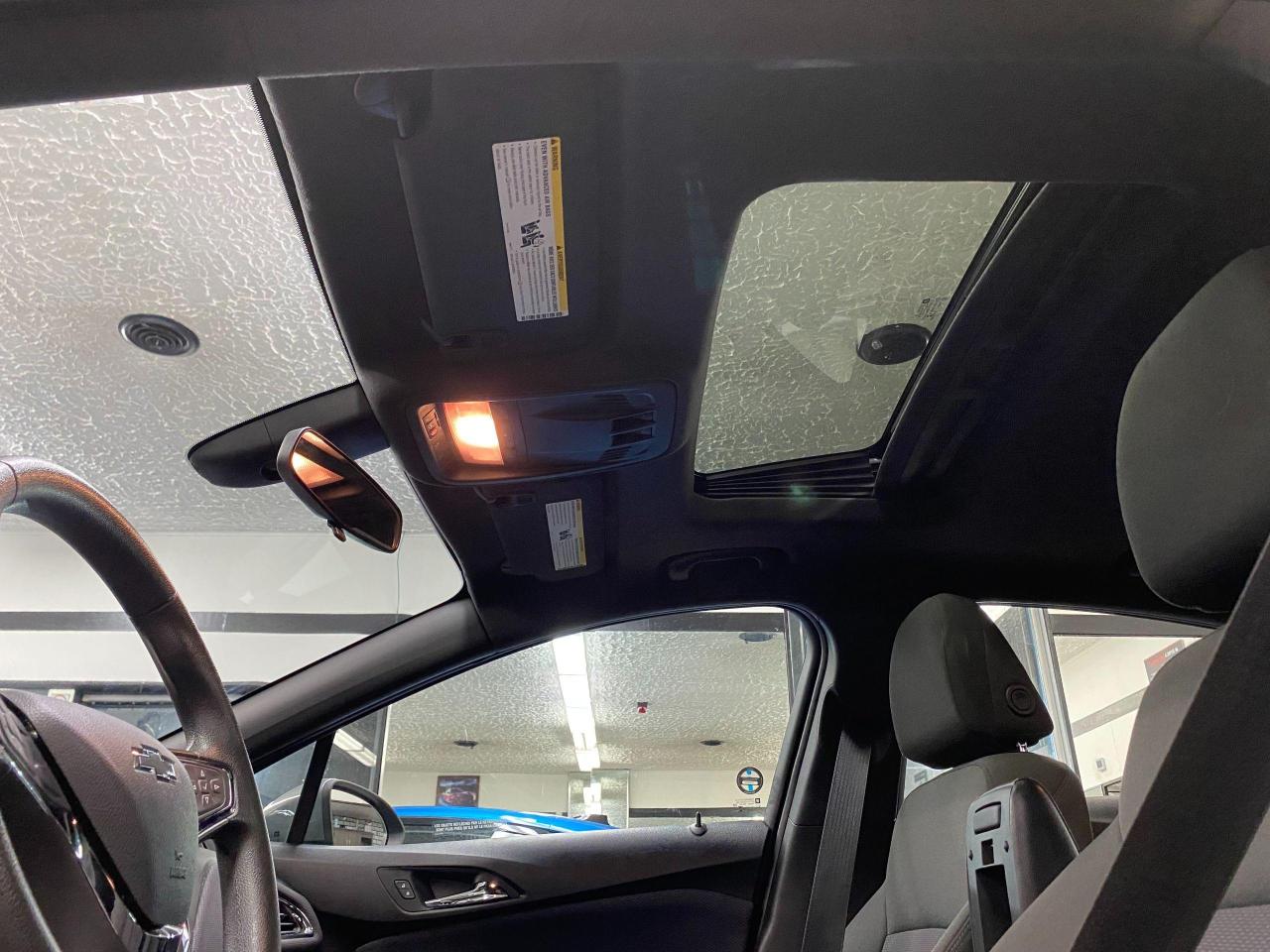 2019 Chevrolet Cruze LT+Sunroof+Apple Play+New Tires+ACCIDENT FREE - Photo #23