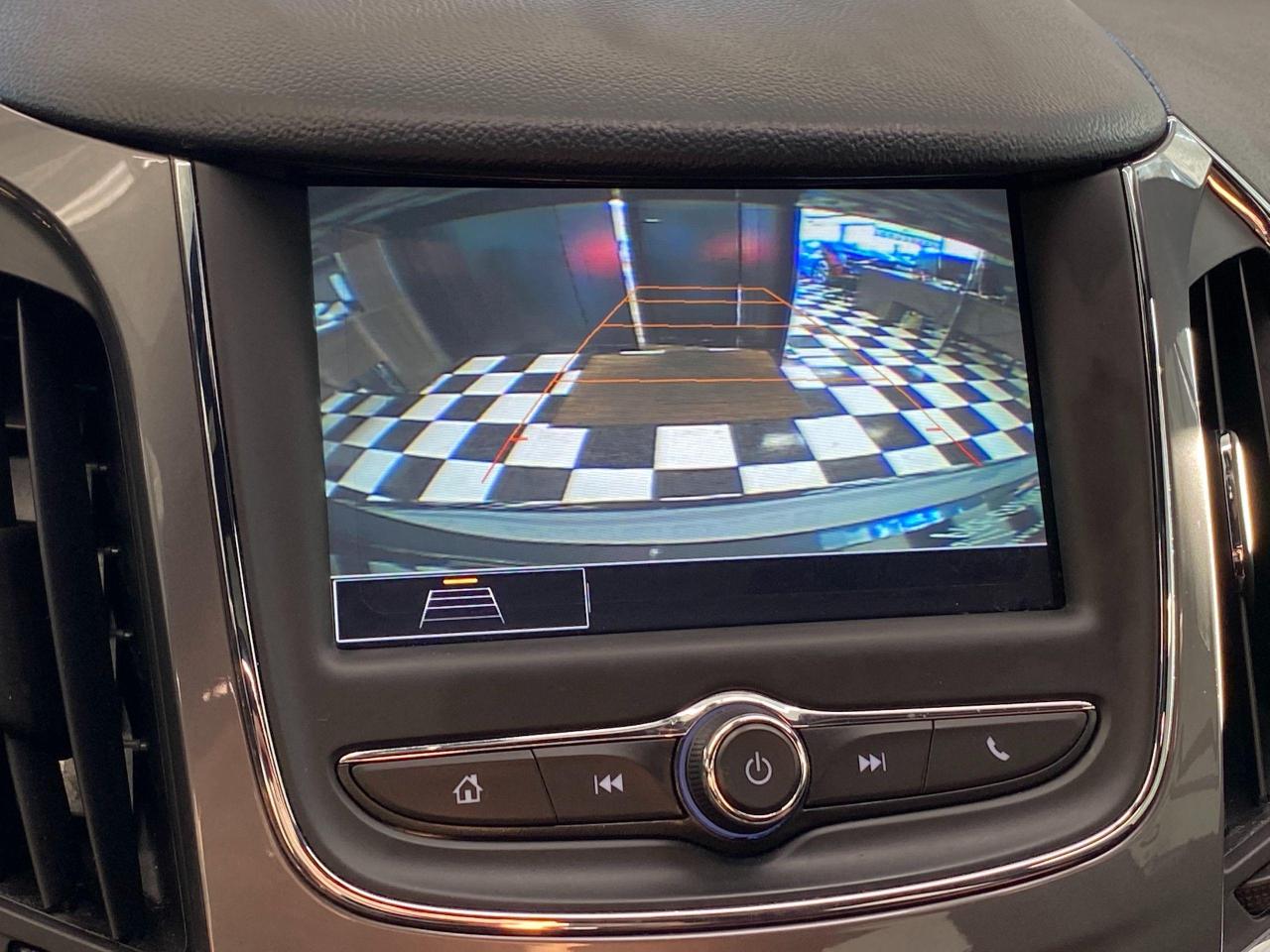 2019 Chevrolet Cruze LT+Sunroof+Apple Play+New Tires+ACCIDENT FREE - Photo #25