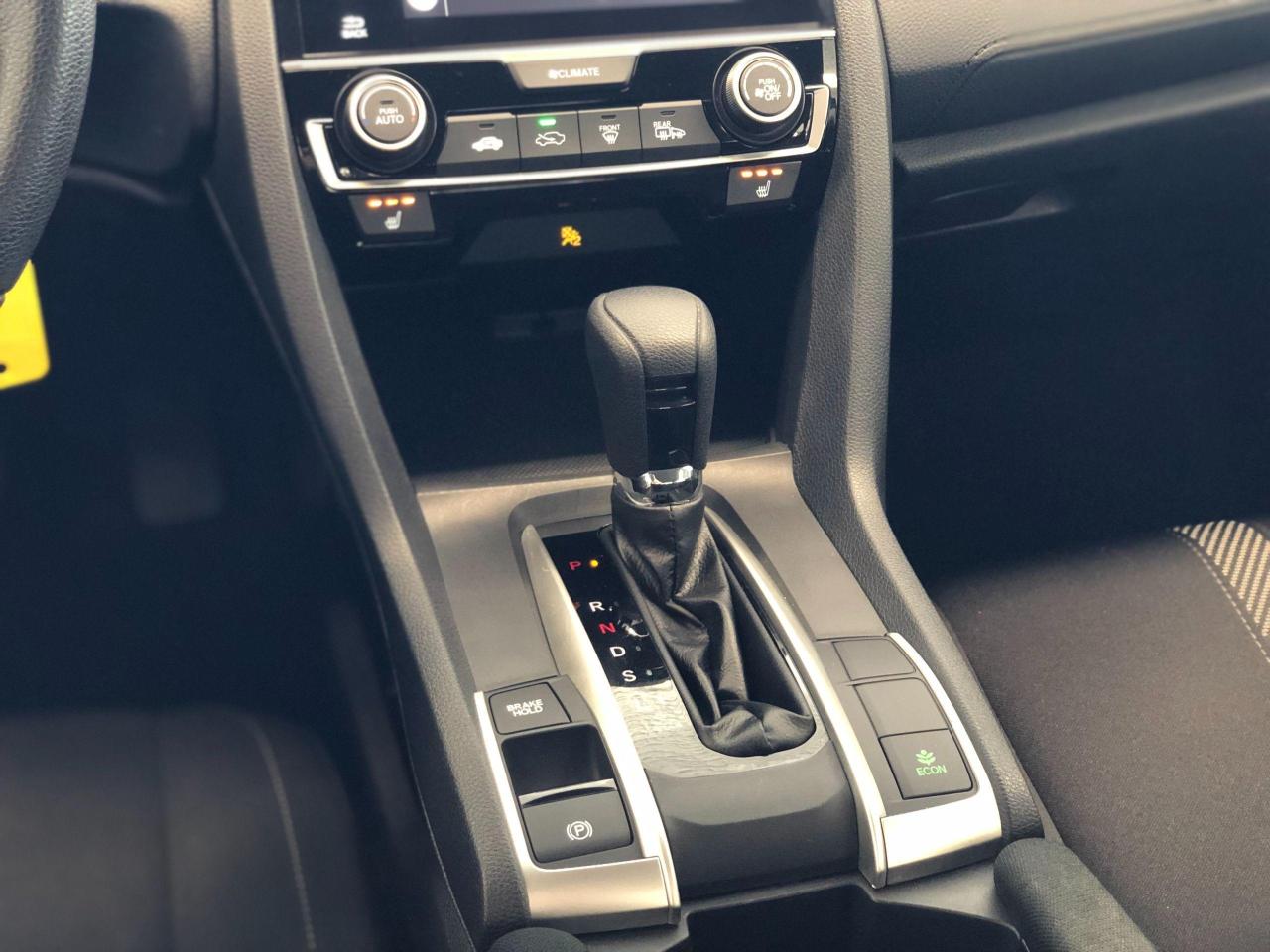 2018 Honda Civic LX+Apple Play+Camera+Heated Seats+ACCIDENT FREE - Photo #32