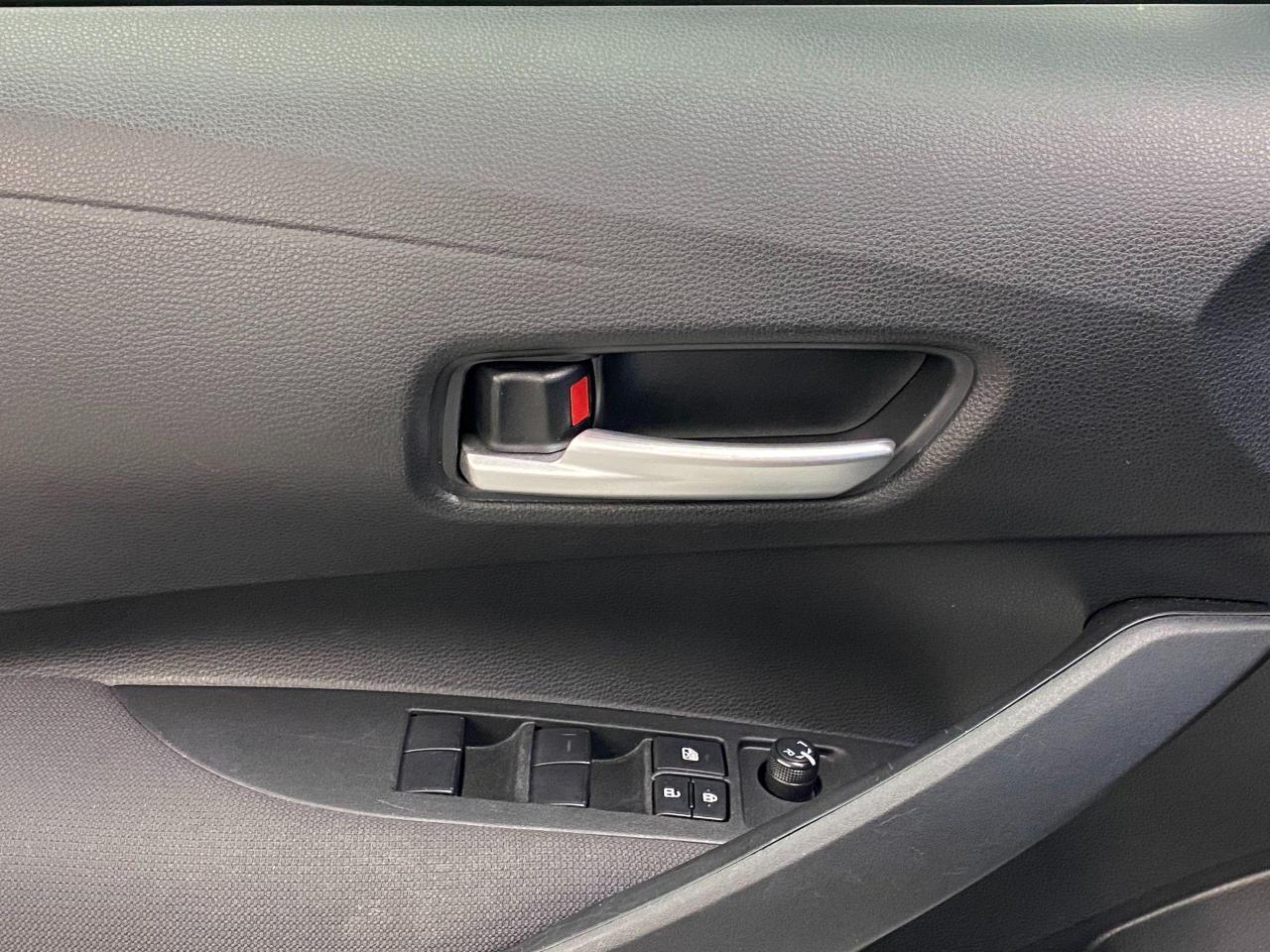 2020 Toyota Corolla LE+Toyota Sense+Apple Play+Camere+ACCIDENT FREE - Photo #50