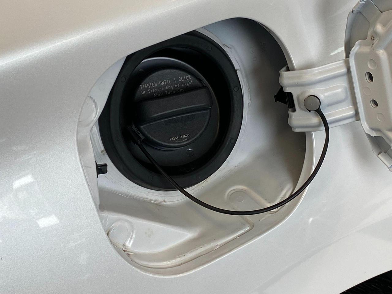 2017 Nissan Sentra SV+Camera+Heated Seats+Push Start+ACCIDENT FREE - Photo #60
