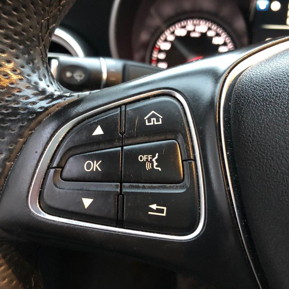 2015 Mercedes-Benz C-Class C400 • 329HP 4Matic • No accidents! Photo