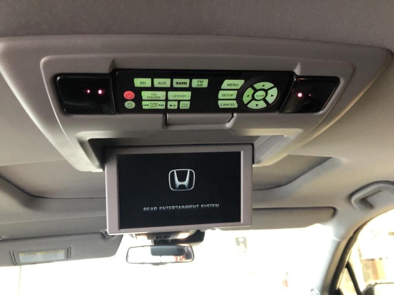 2017 Honda Pilot Touring Photo