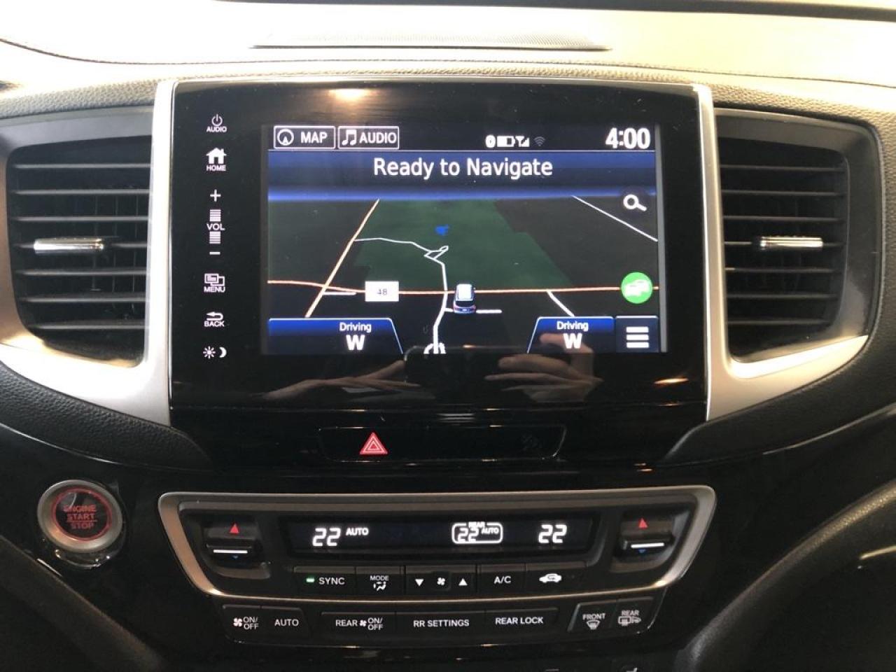 2017 Honda Pilot Touring Photo