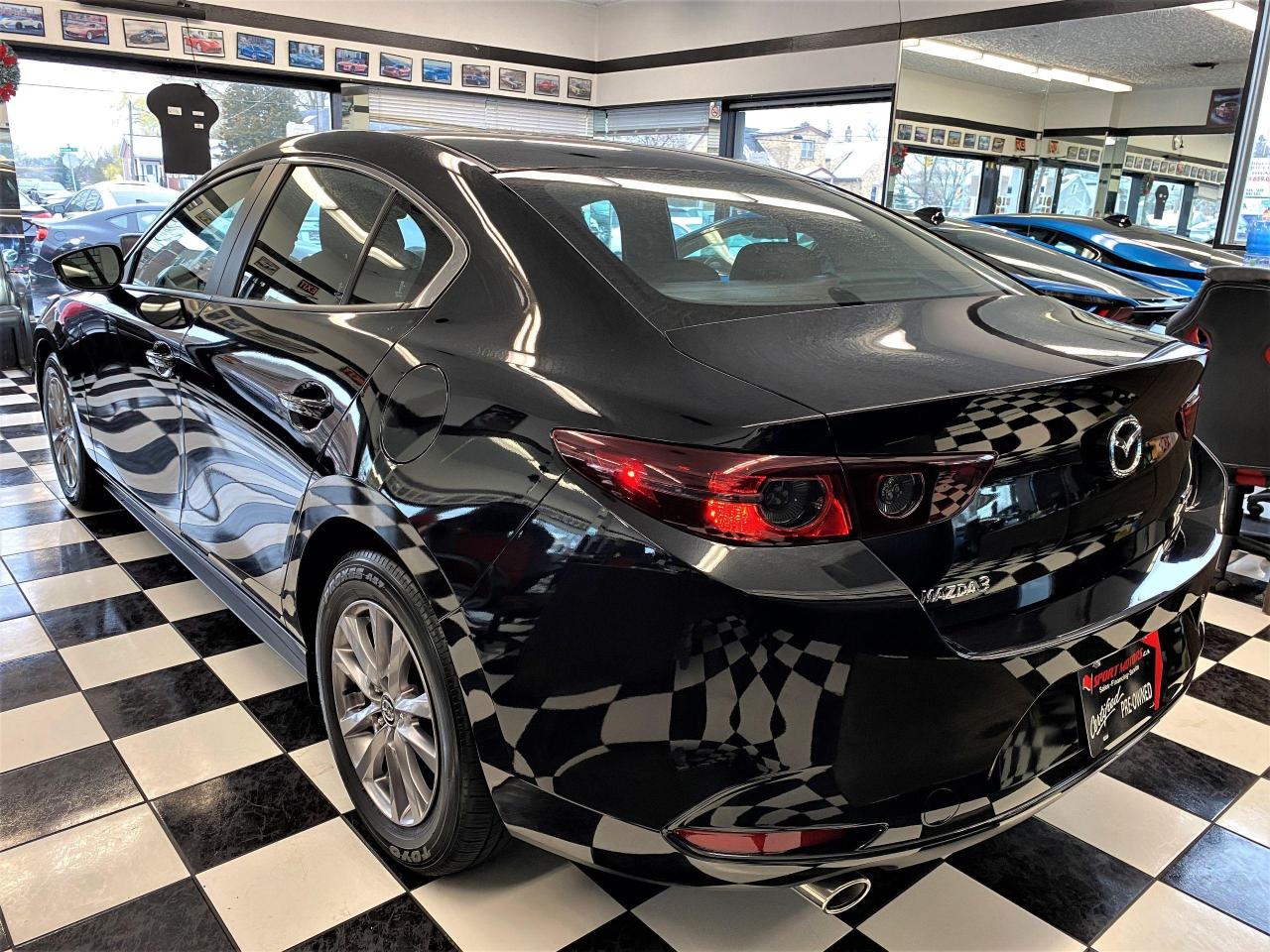 2019 Mazda MAZDA3 GS+Apple Play+Collision Avoidance+ACCIDENT FREE - Photo #2