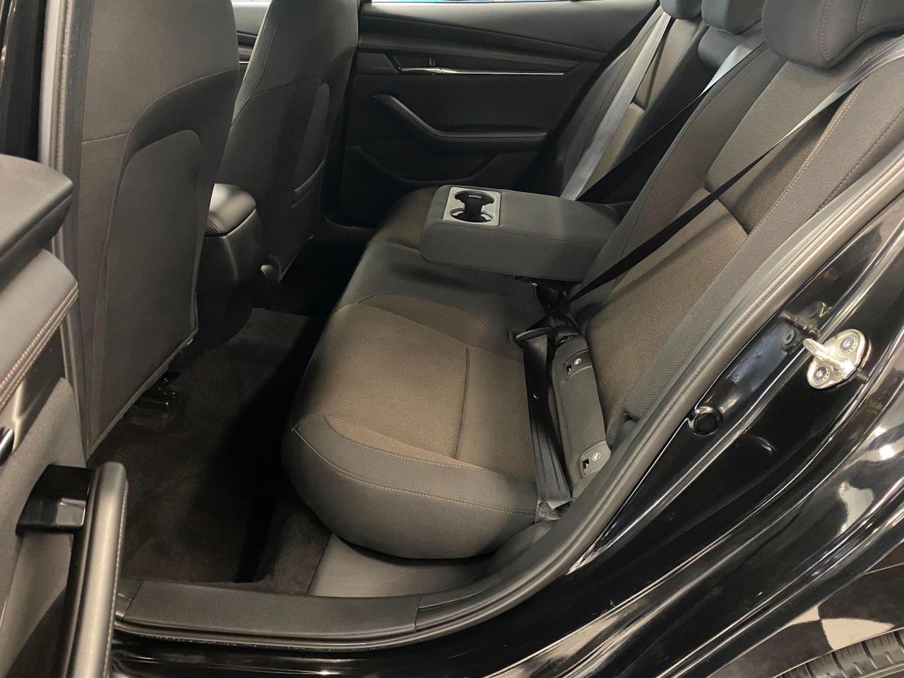 2019 Mazda MAZDA3 GS+Apple Play+Collision Avoidance+ACCIDENT FREE - Photo #23