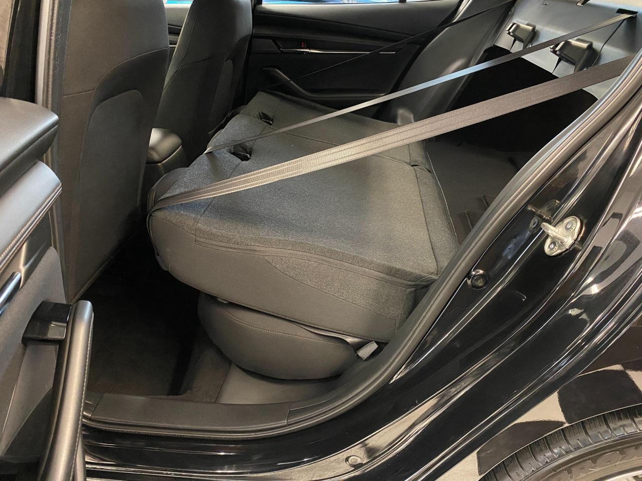 2019 Mazda MAZDA3 GS+Apple Play+Collision Avoidance+ACCIDENT FREE - Photo #25