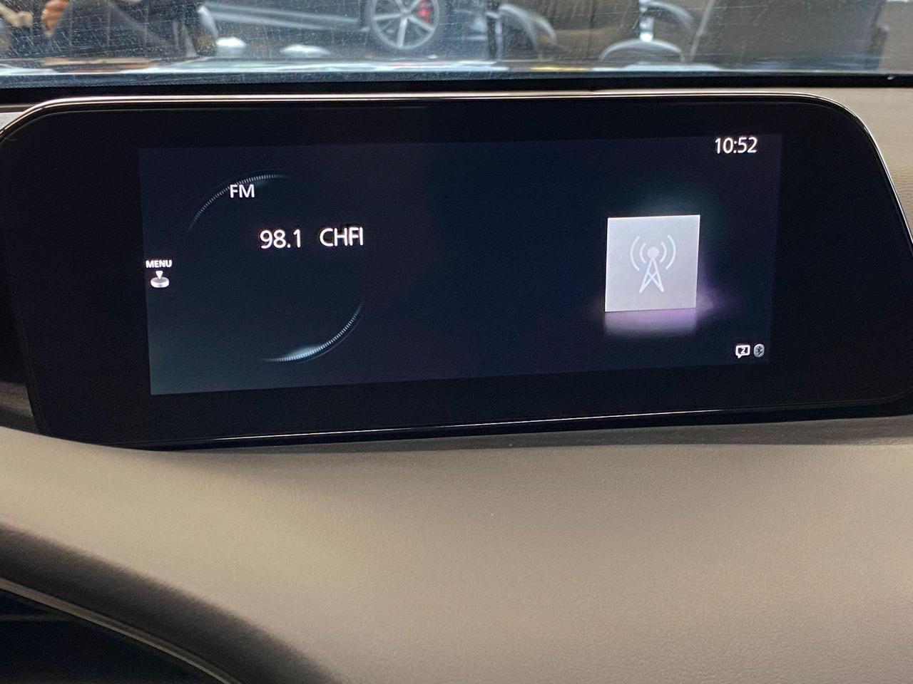 2019 Mazda MAZDA3 GS+Apple Play+Collision Avoidance+ACCIDENT FREE - Photo #34